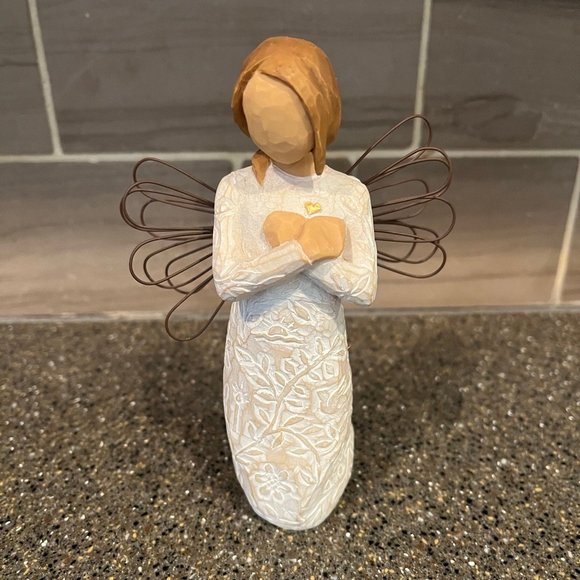 Willow Tree Other - Willow Tree "Remembrance" resin figurine